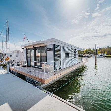 פנמינדה Schwimmendes Ferienhaus "Trinity" Ihr Seahome Auf Der Ostsee מראה חיצוני תמונה